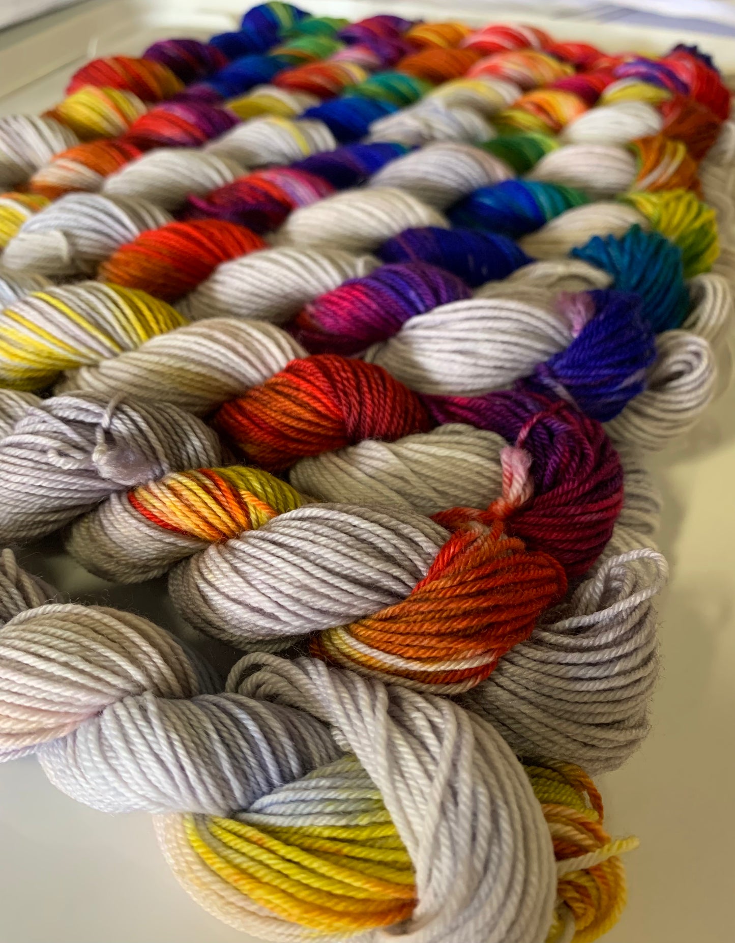 Effortless Gradient - foggy morning rooster - PRE-ORDER