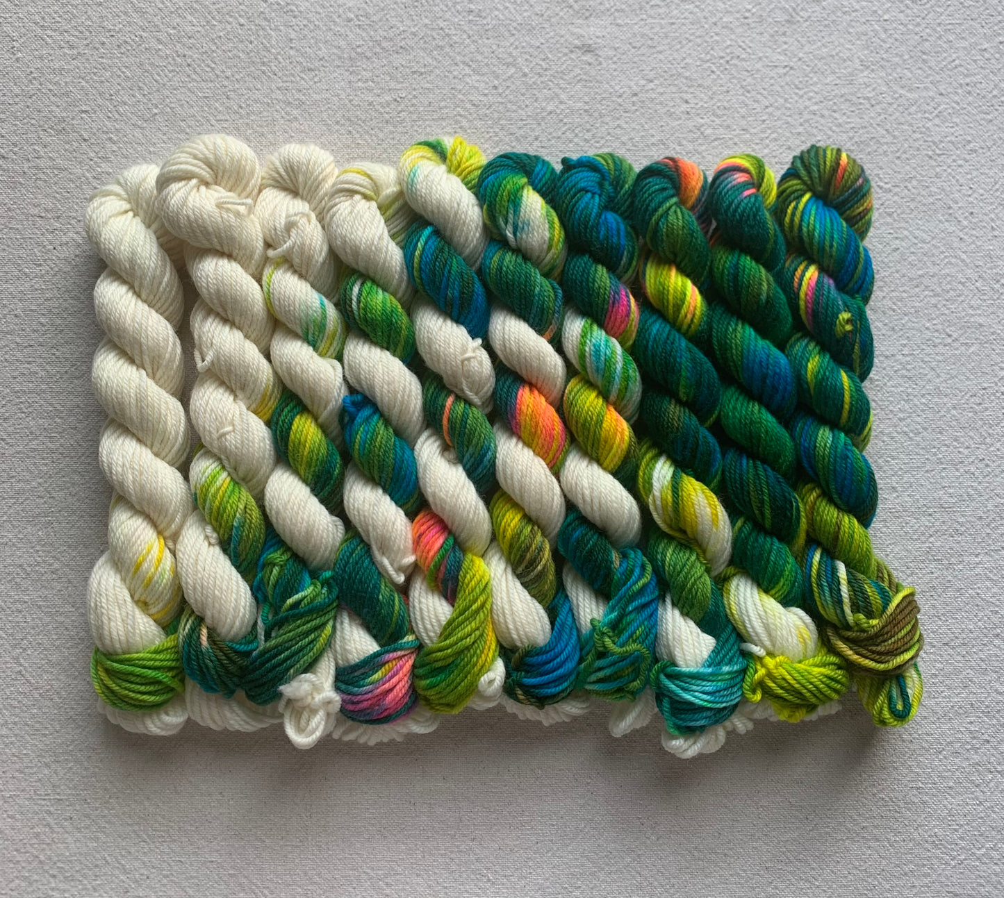 Effortless Gradients - merino dk - set of 10 mini skeins