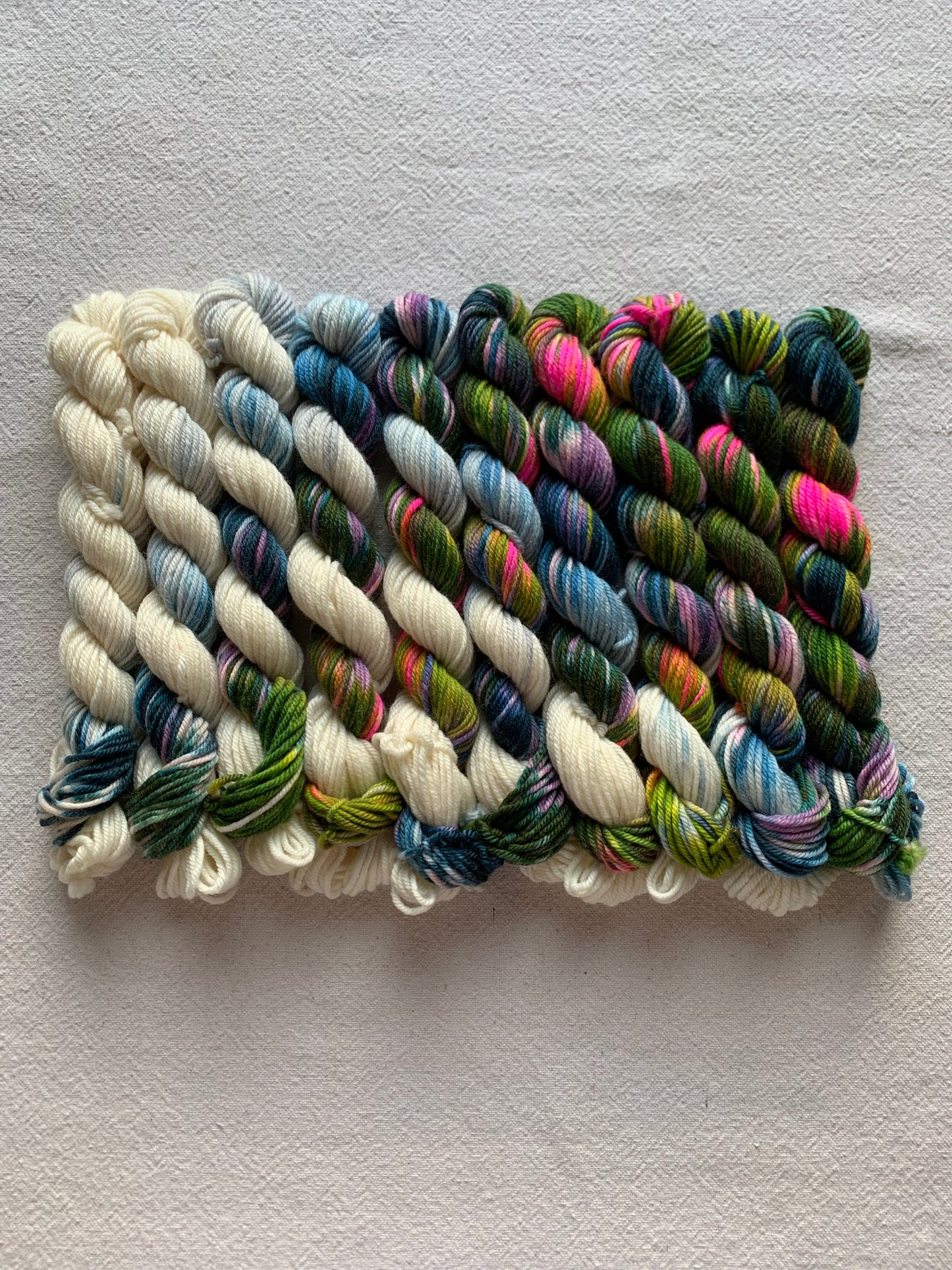 Effortless Gradients - merino dk - set of 10 mini skeins
